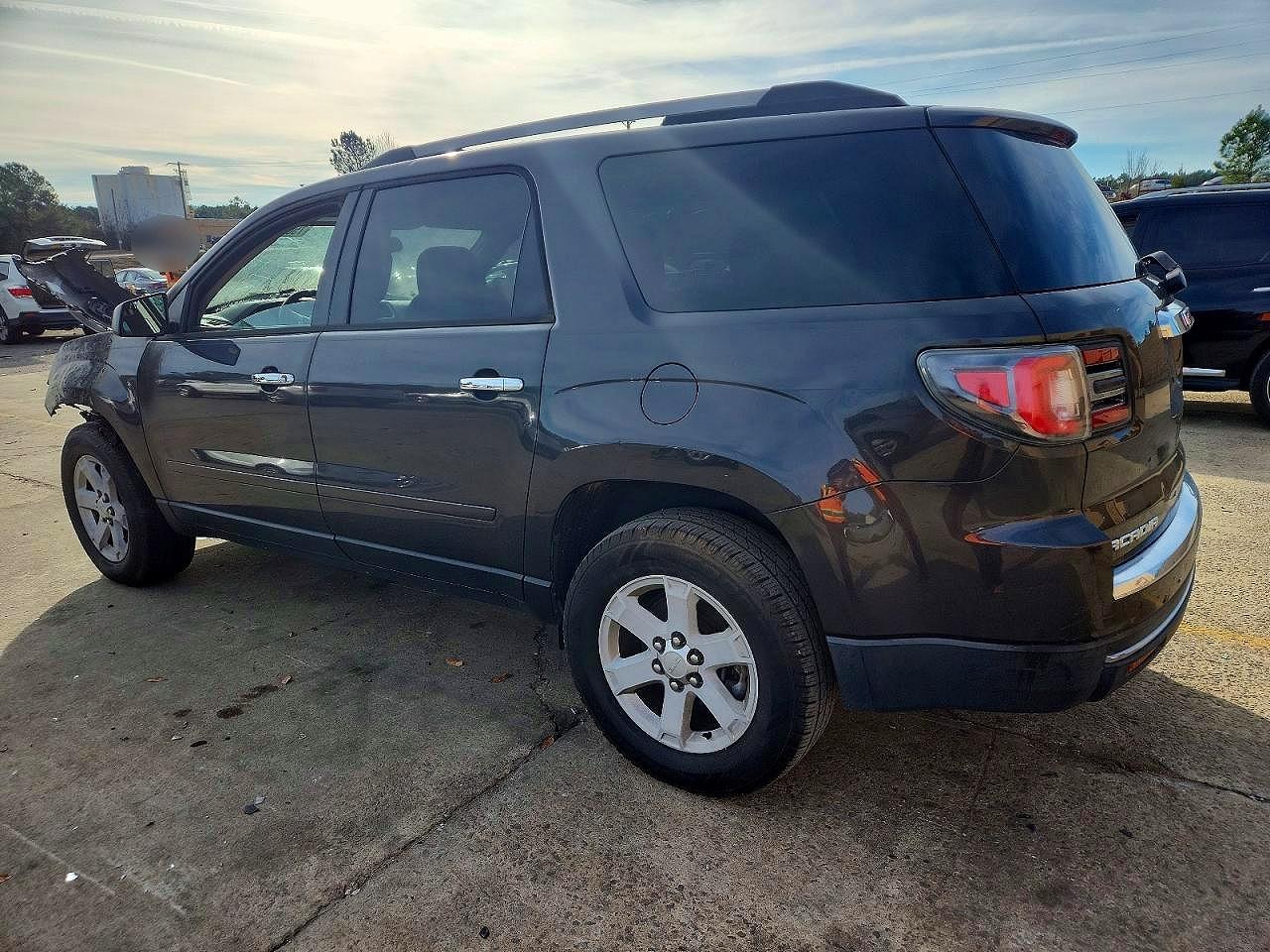 2014 GMC ACADIA SLE photo 2