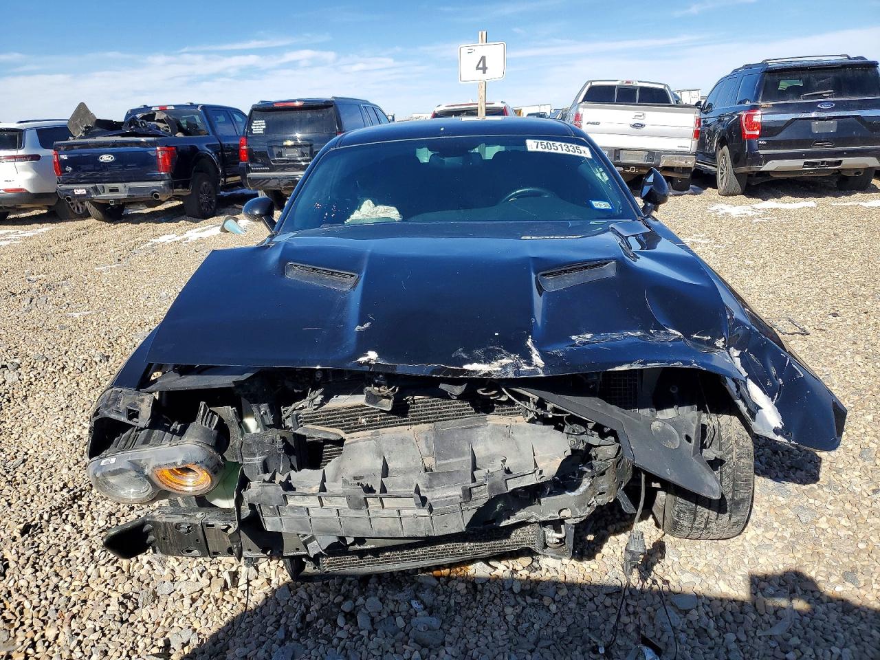 2016 DODGE CHALLENGER SXT photo 9