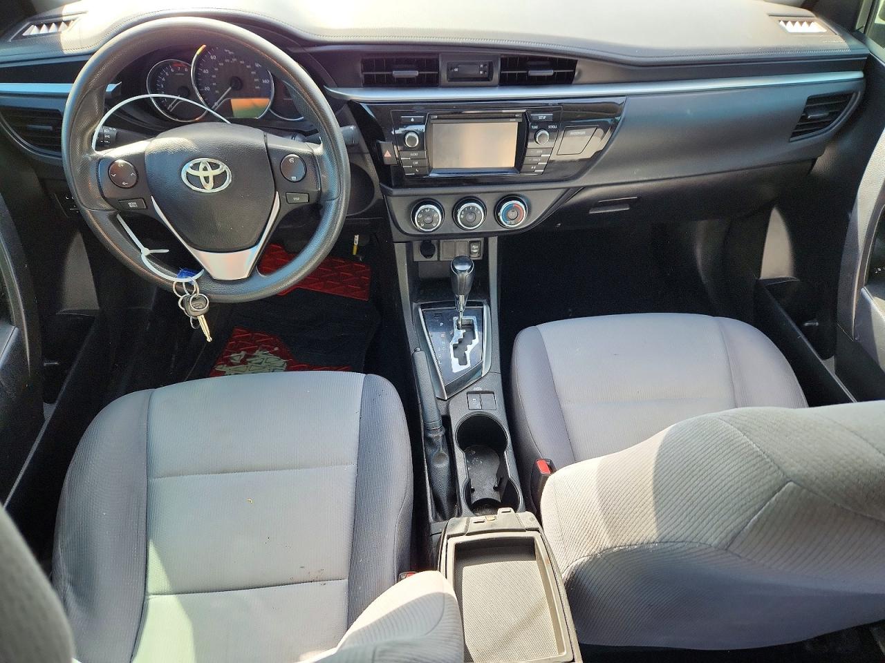 2015 TOYOTA COROLLA L photo 8
