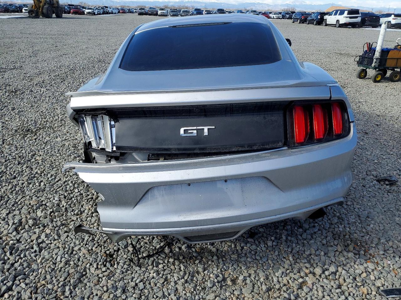 2015 FORD MUSTANG GT photo 16