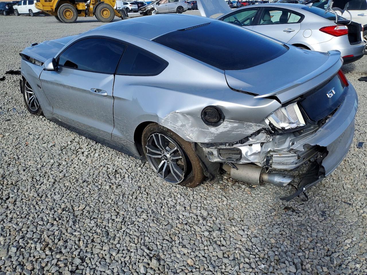 2015 FORD MUSTANG GT photo 4