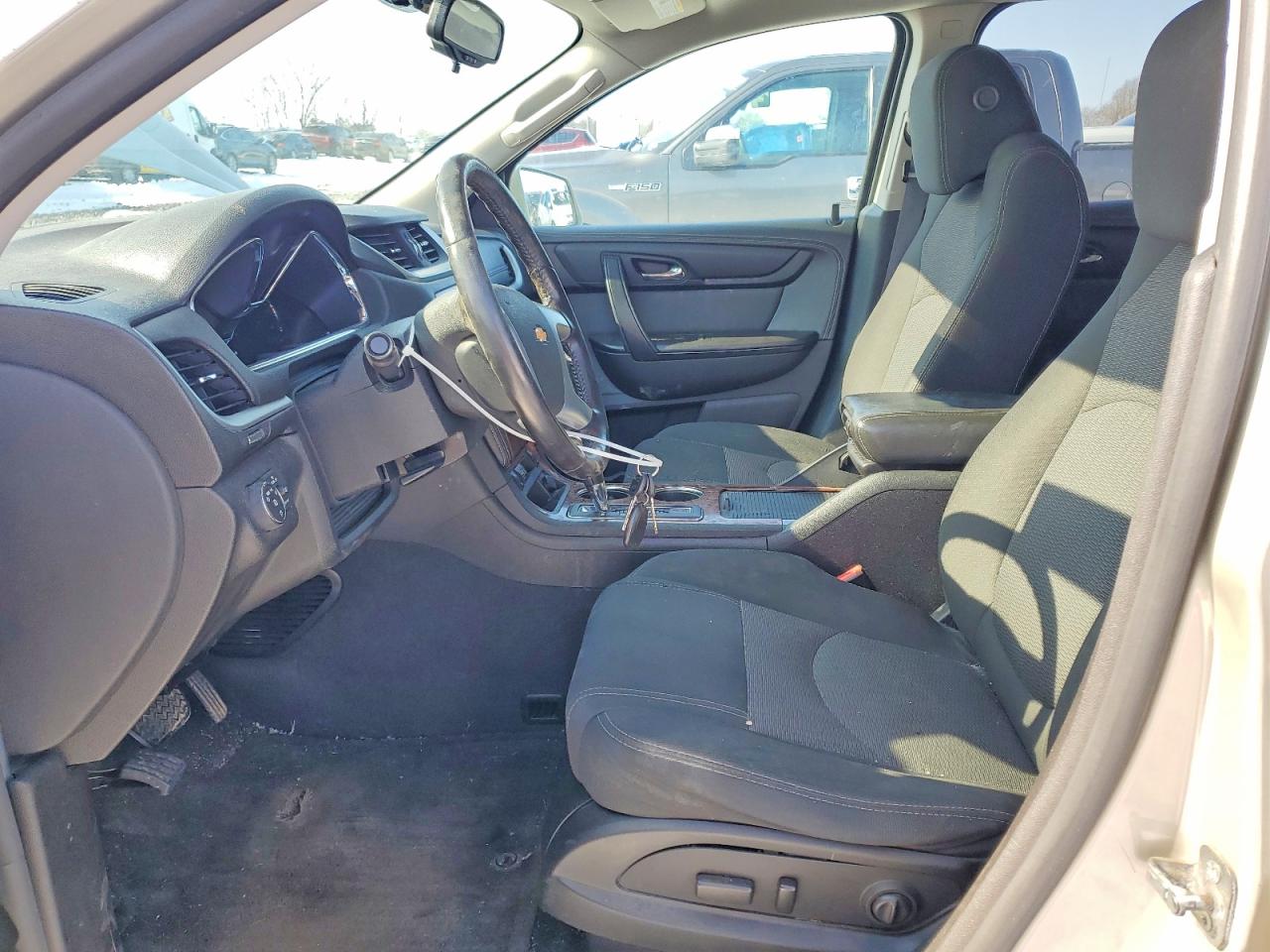 2014 CHEVROLET TRAVERSE LT photo 7