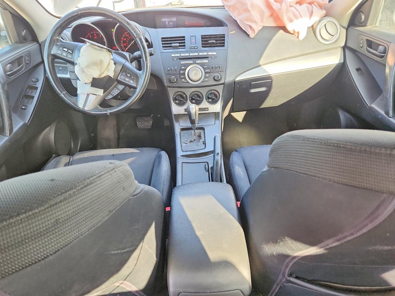 2010 MAZDA 3 S photo 15