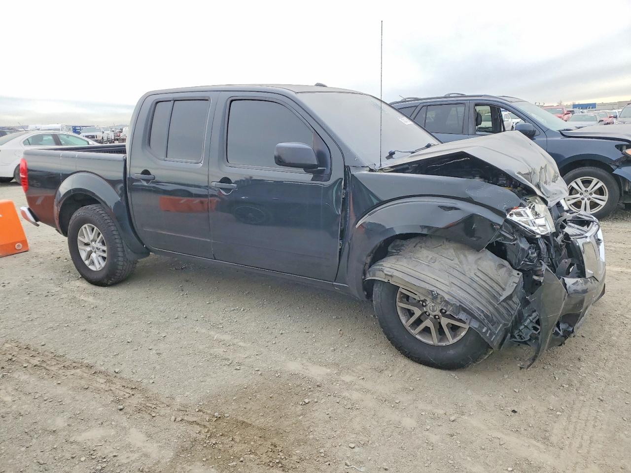 2017 NISSAN FRONTIER S photo 4
