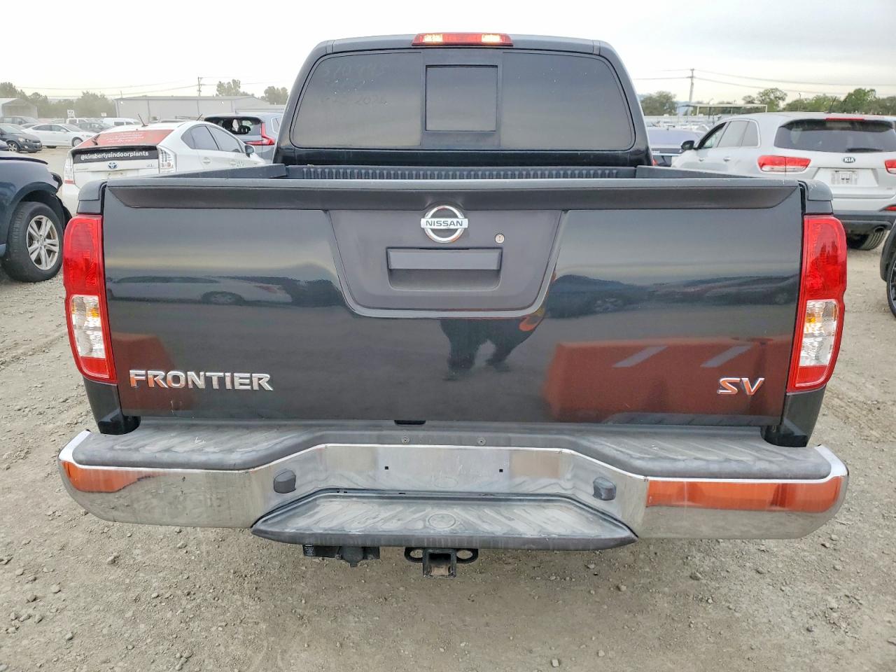 2017 NISSAN FRONTIER S photo 6