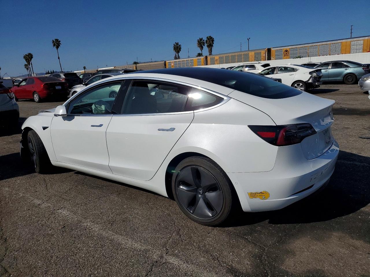 2018 TESLA MODEL 3 photo 2