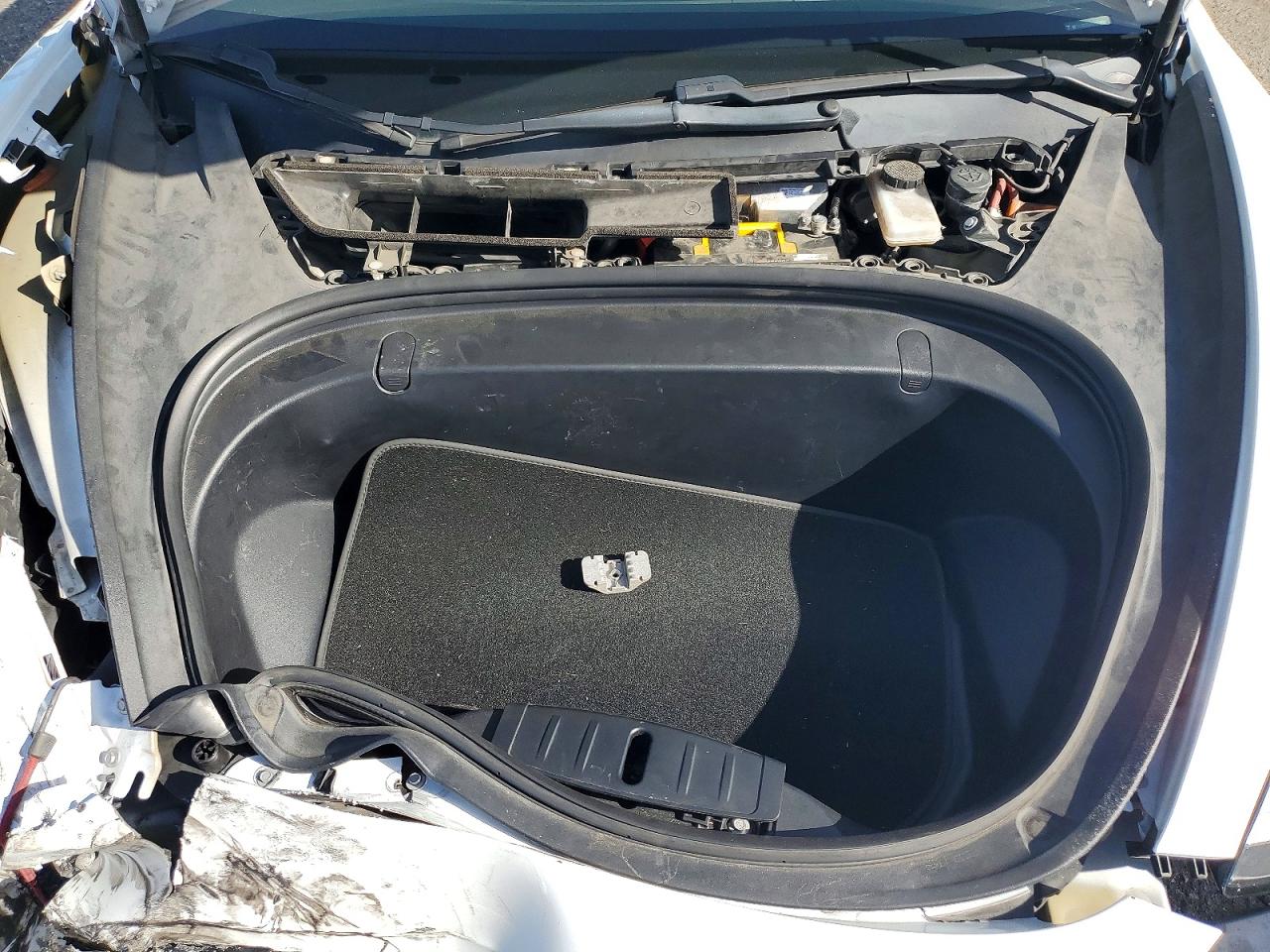 2018 TESLA MODEL 3 photo 11