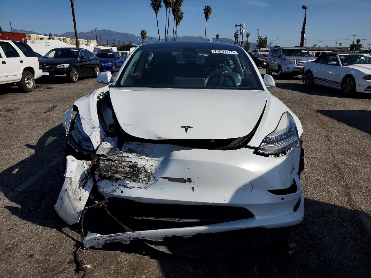 2018 TESLA MODEL 3 photo 5