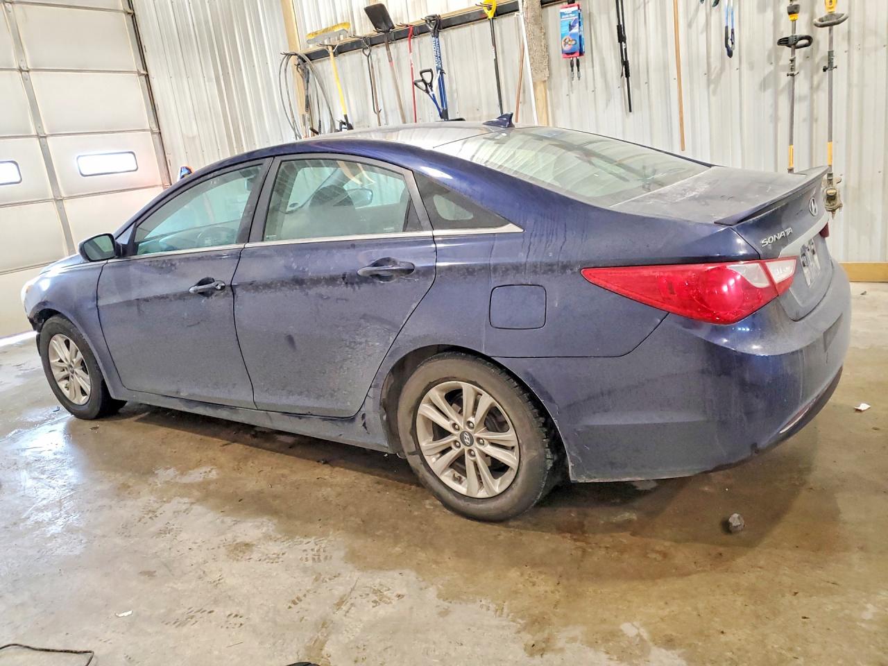 2013 HYUNDAI SONATA GLS photo 2