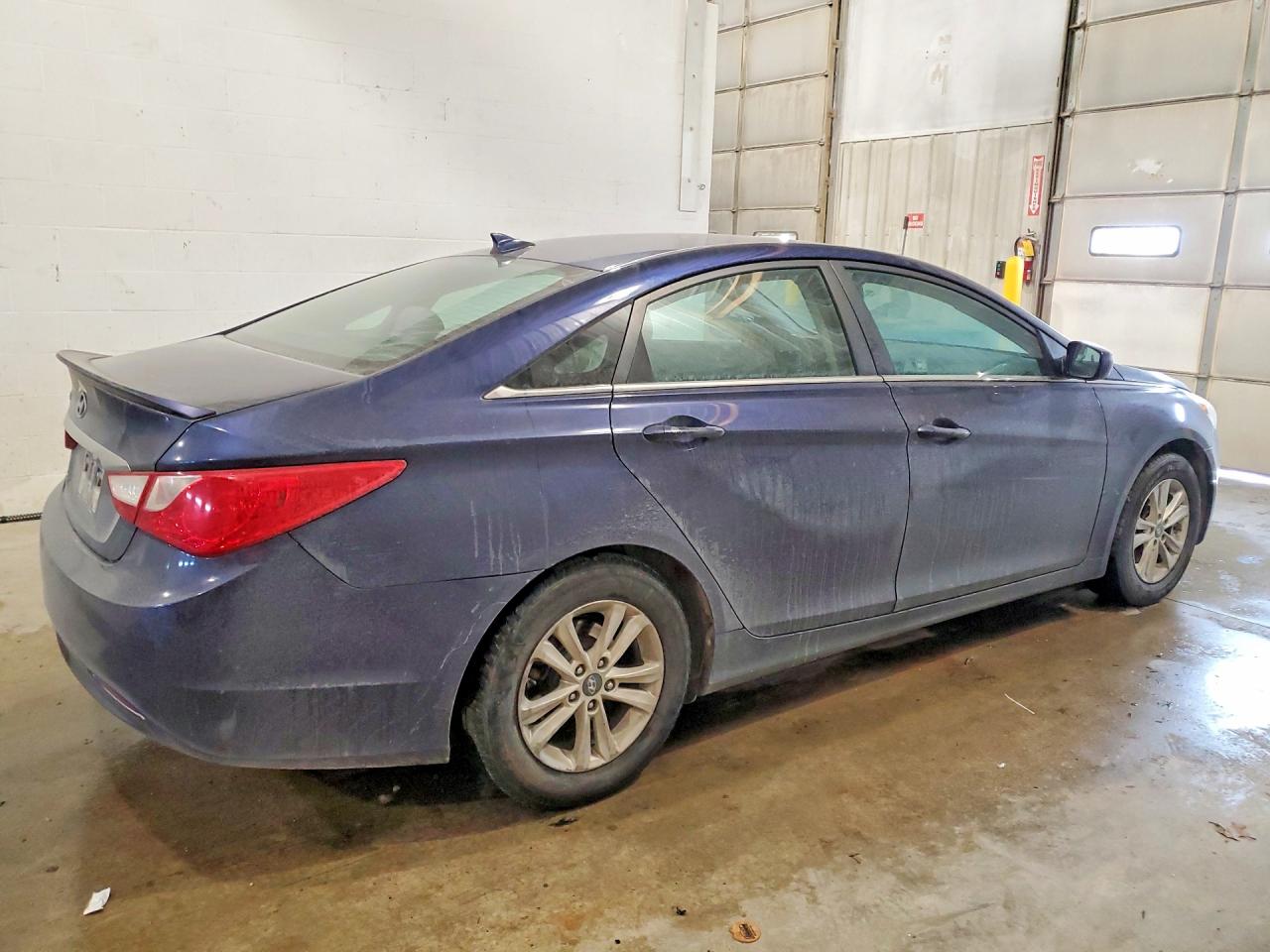 2013 HYUNDAI SONATA GLS photo 3
