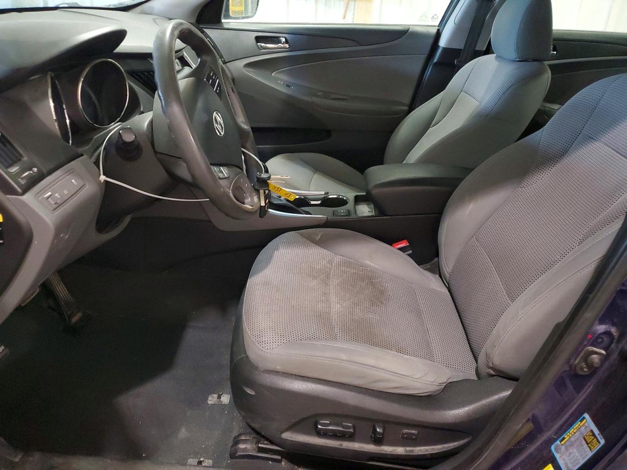 2013 HYUNDAI SONATA GLS photo 7