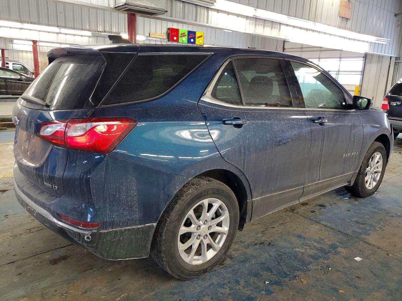 2020 CHEVROLET EQUINOX LT photo 3