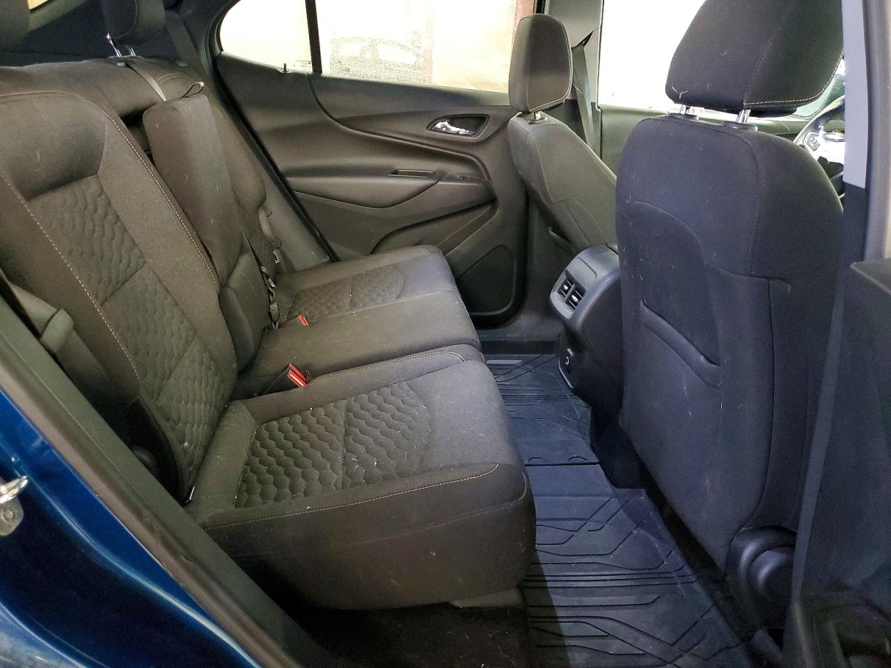 2020 CHEVROLET EQUINOX LT photo 11