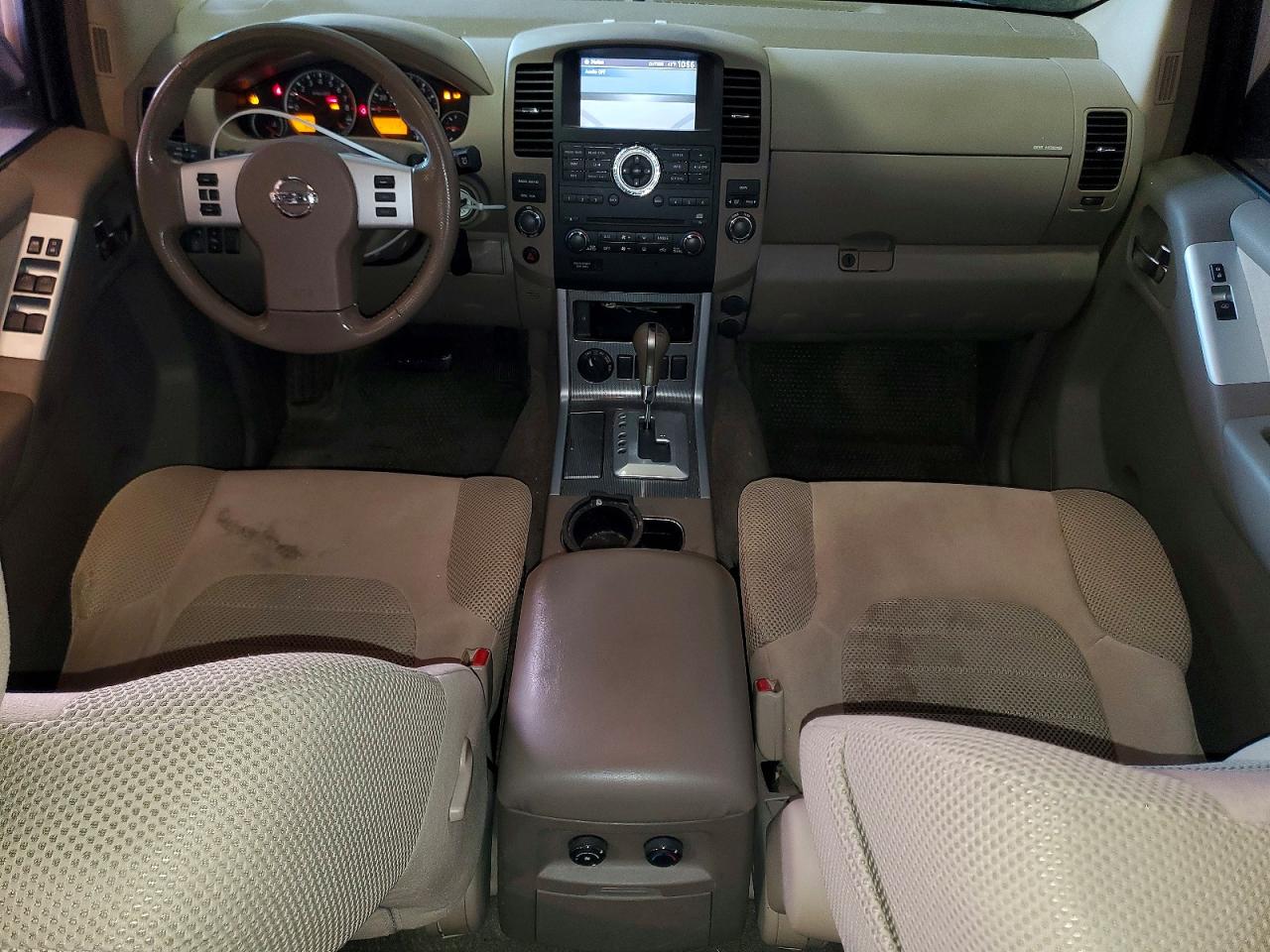 2011 NISSAN PATHFINDER S photo 22