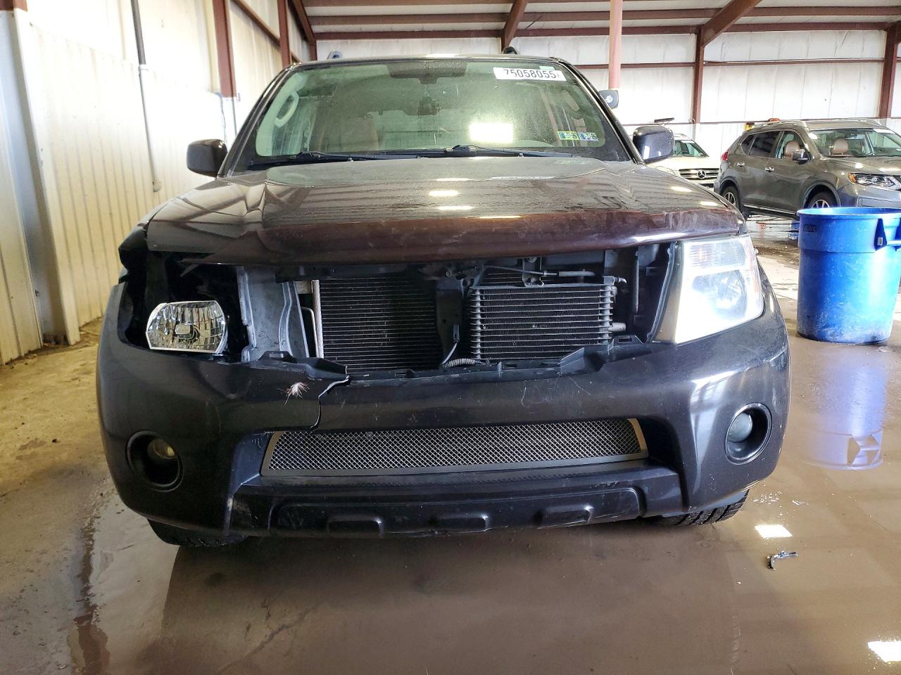 2011 NISSAN PATHFINDER S photo 13