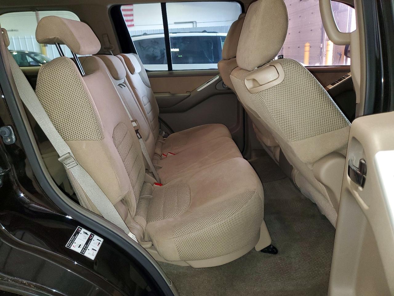 2011 NISSAN PATHFINDER S photo 31