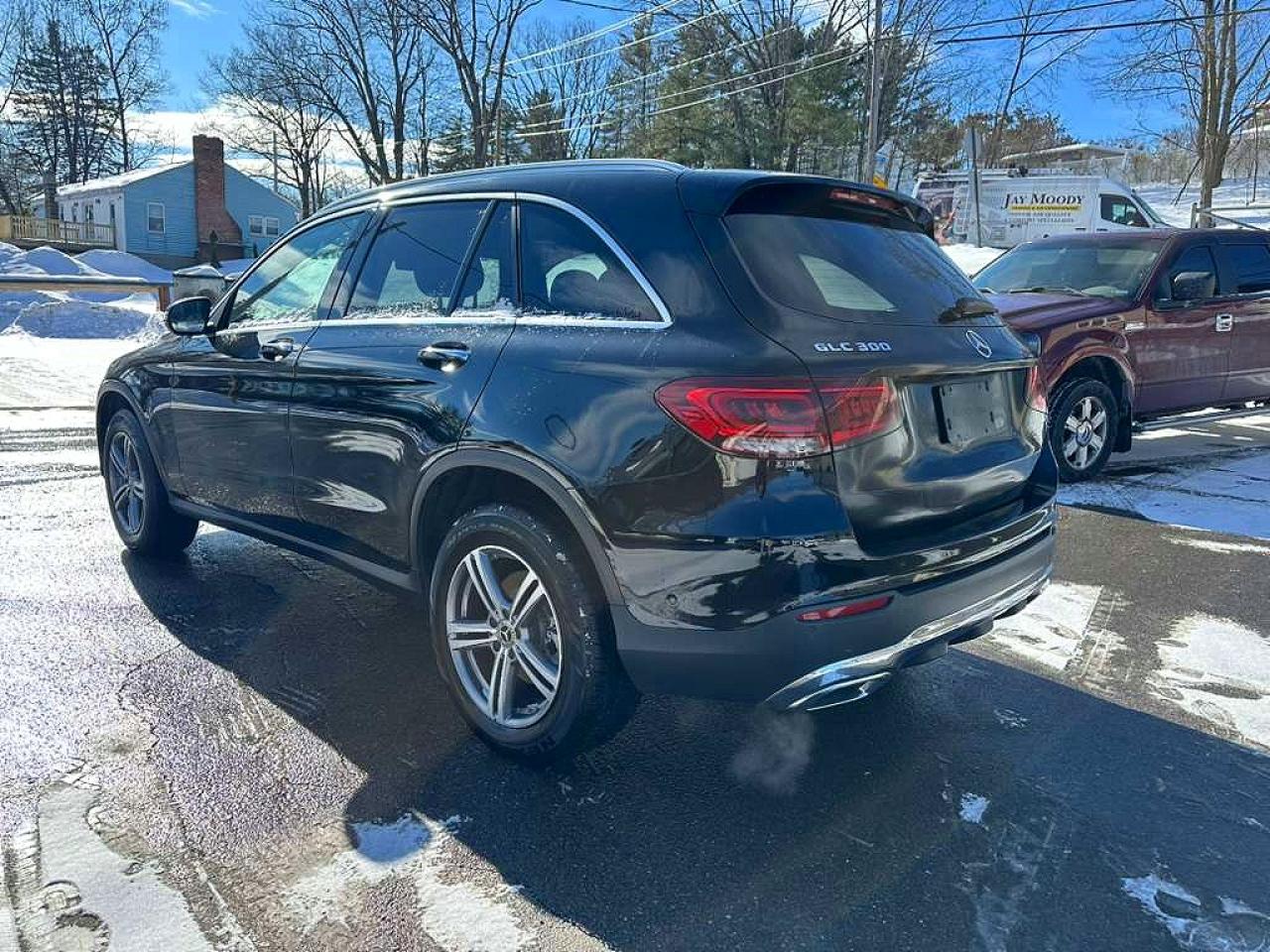 2021 MERCEDES-BENZ GLC 300 photo 3