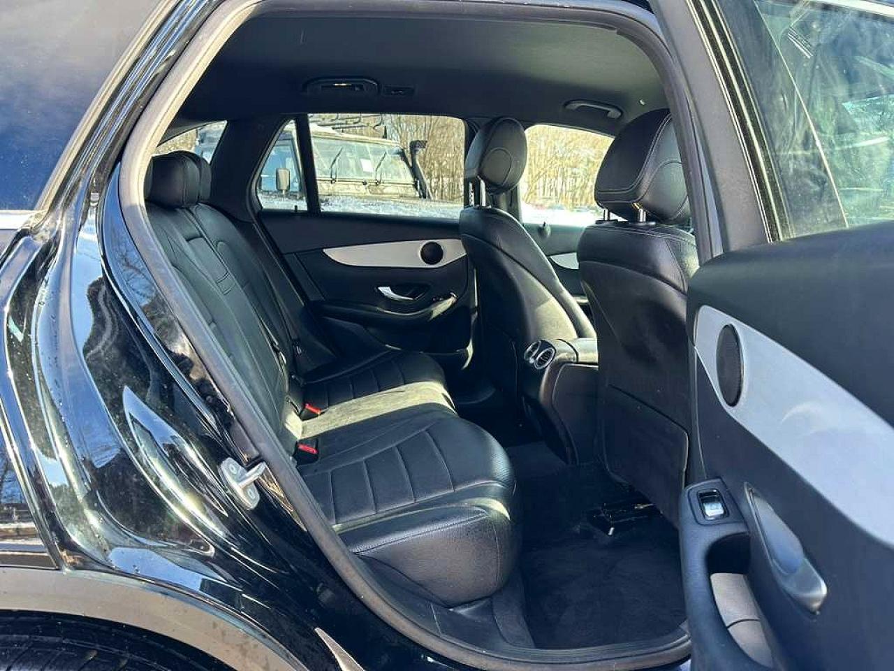 2021 MERCEDES-BENZ GLC 300 photo 17