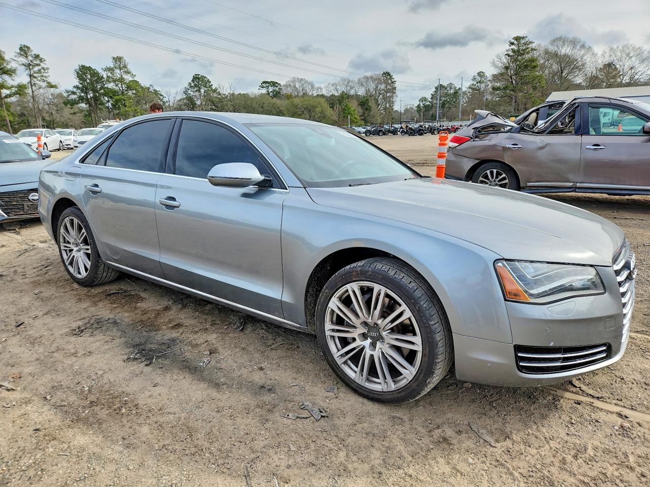 2013 AUDI A8 QUATTRO photo 4