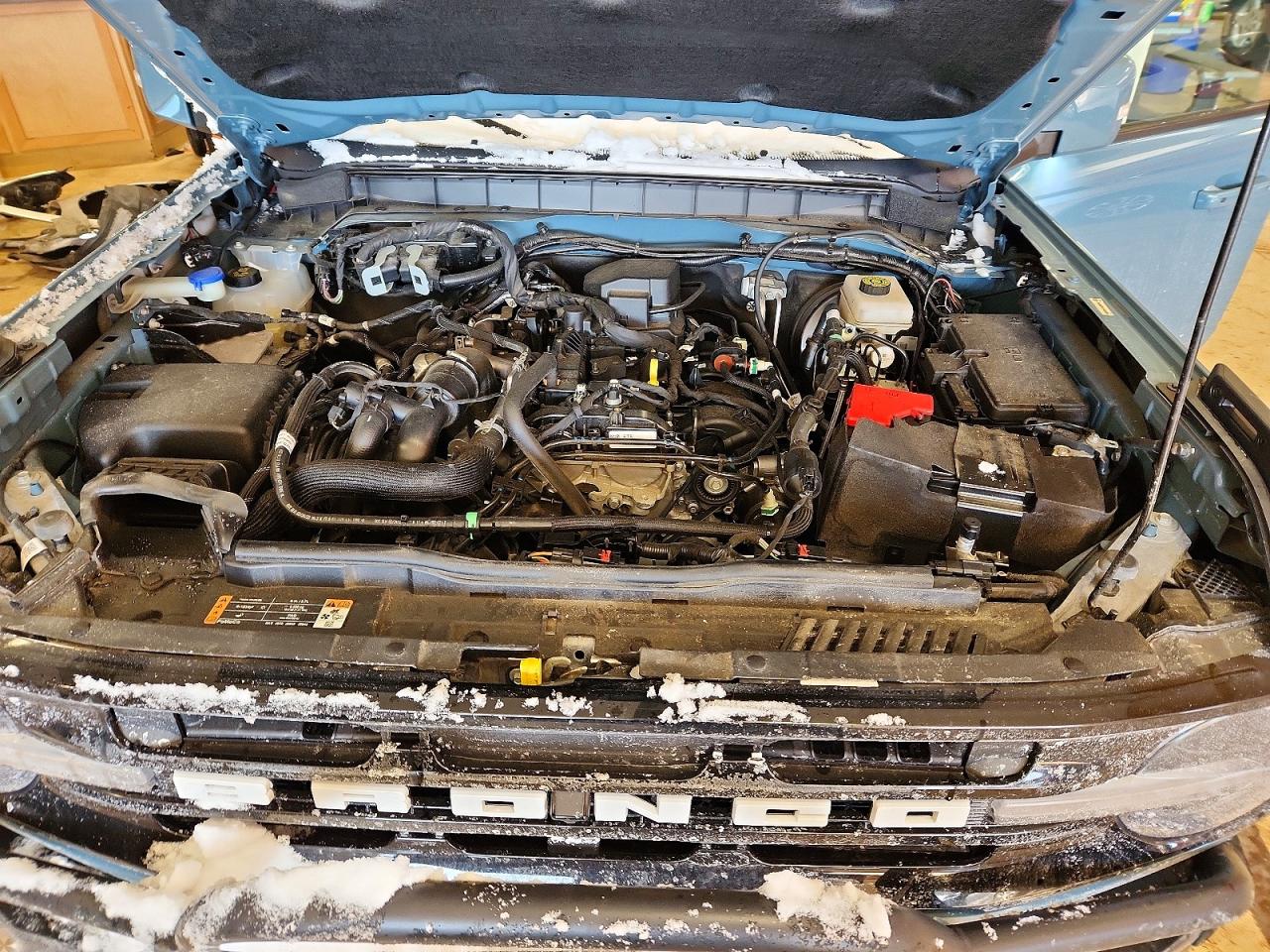 2022 FORD BRONCO BASE photo 12