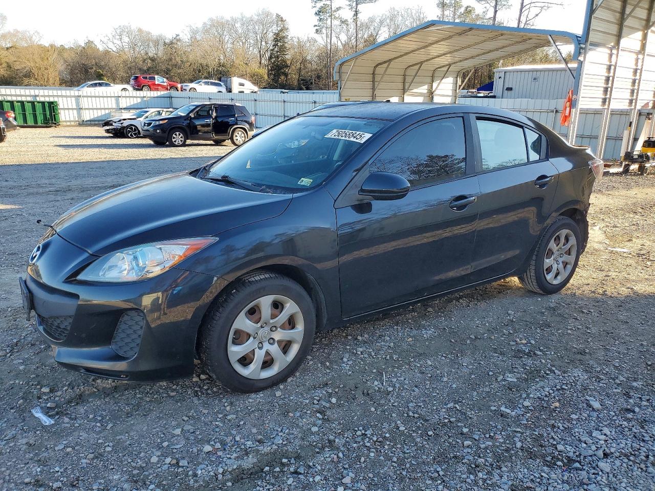 2013 MAZDA 3