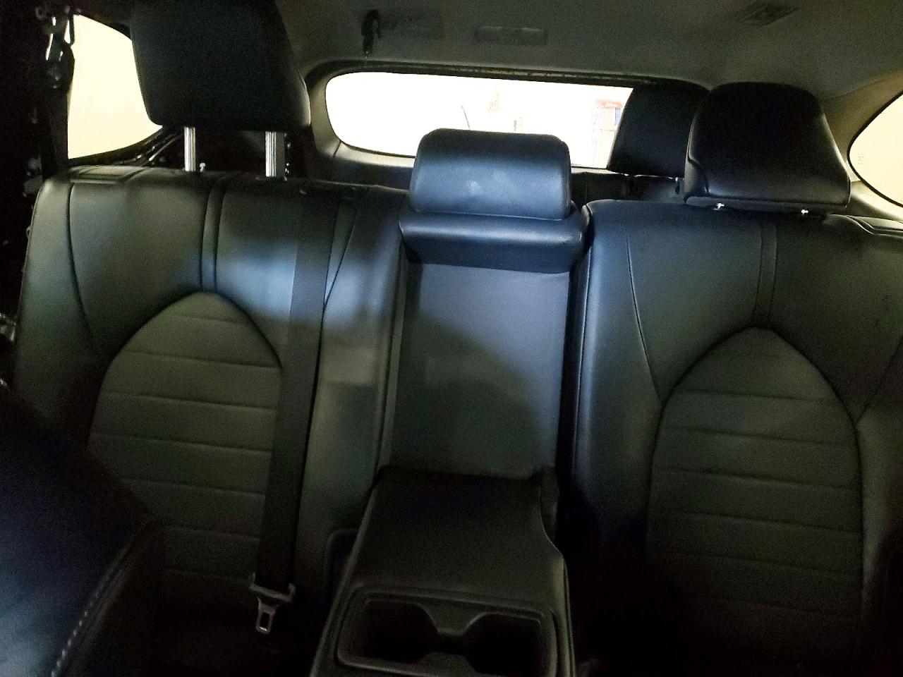 2022 TOYOTA HIGHLANDER XLE photo 19