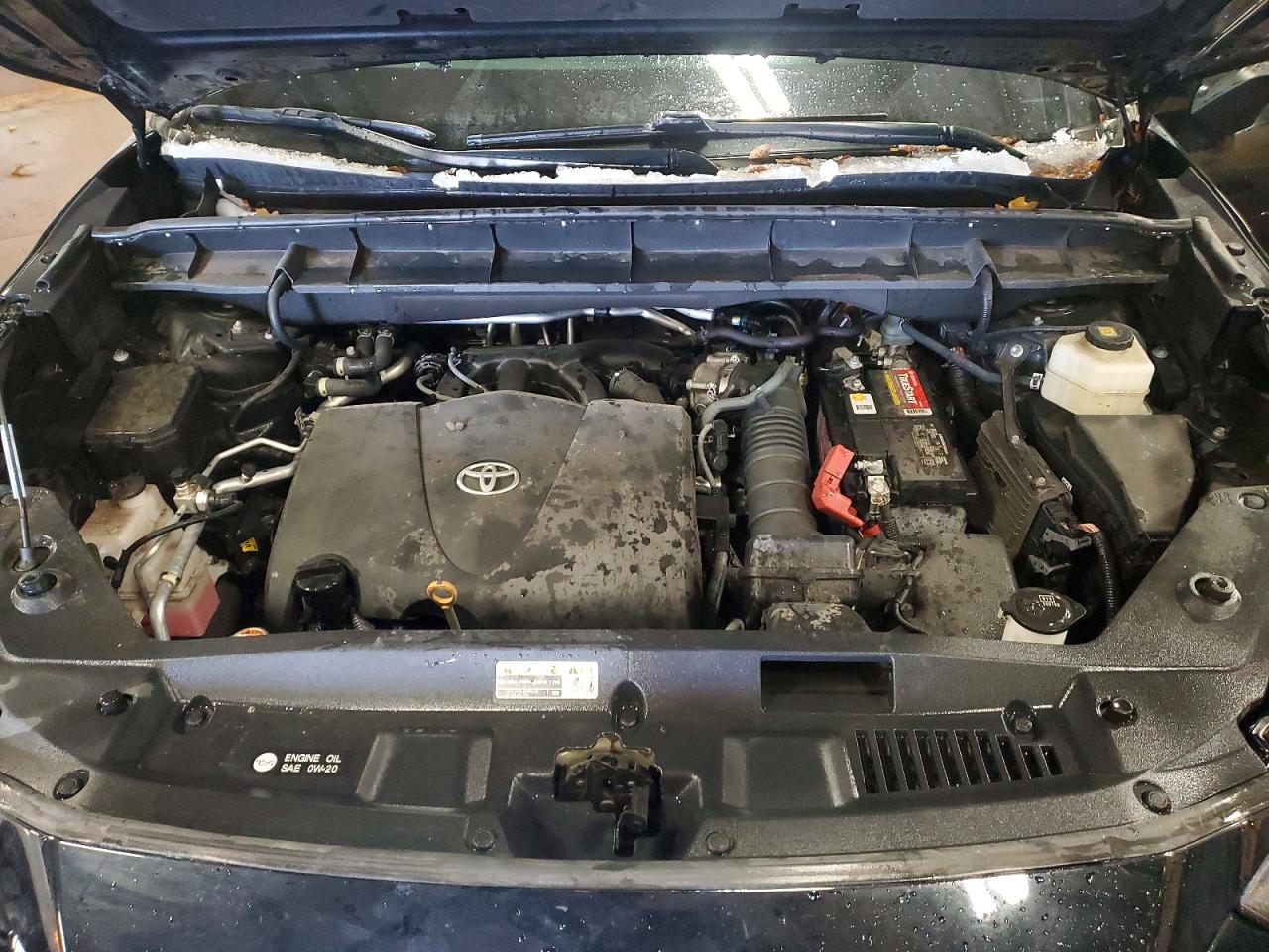 2022 TOYOTA HIGHLANDER XLE photo 23