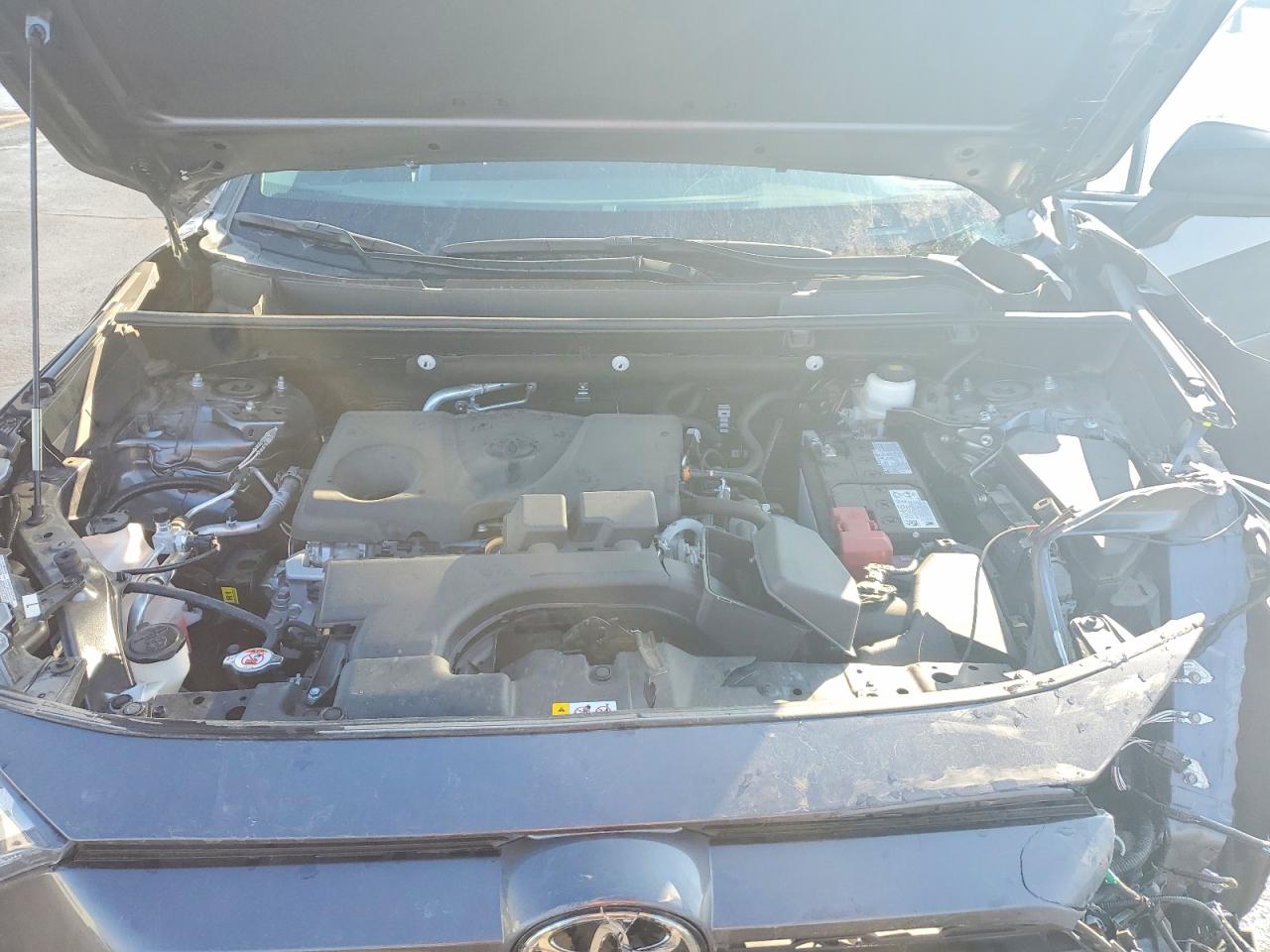 2024 TOYOTA RAV4 LE photo 12