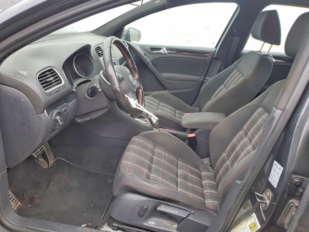 2012 VOLKSWAGEN GTI photo 7