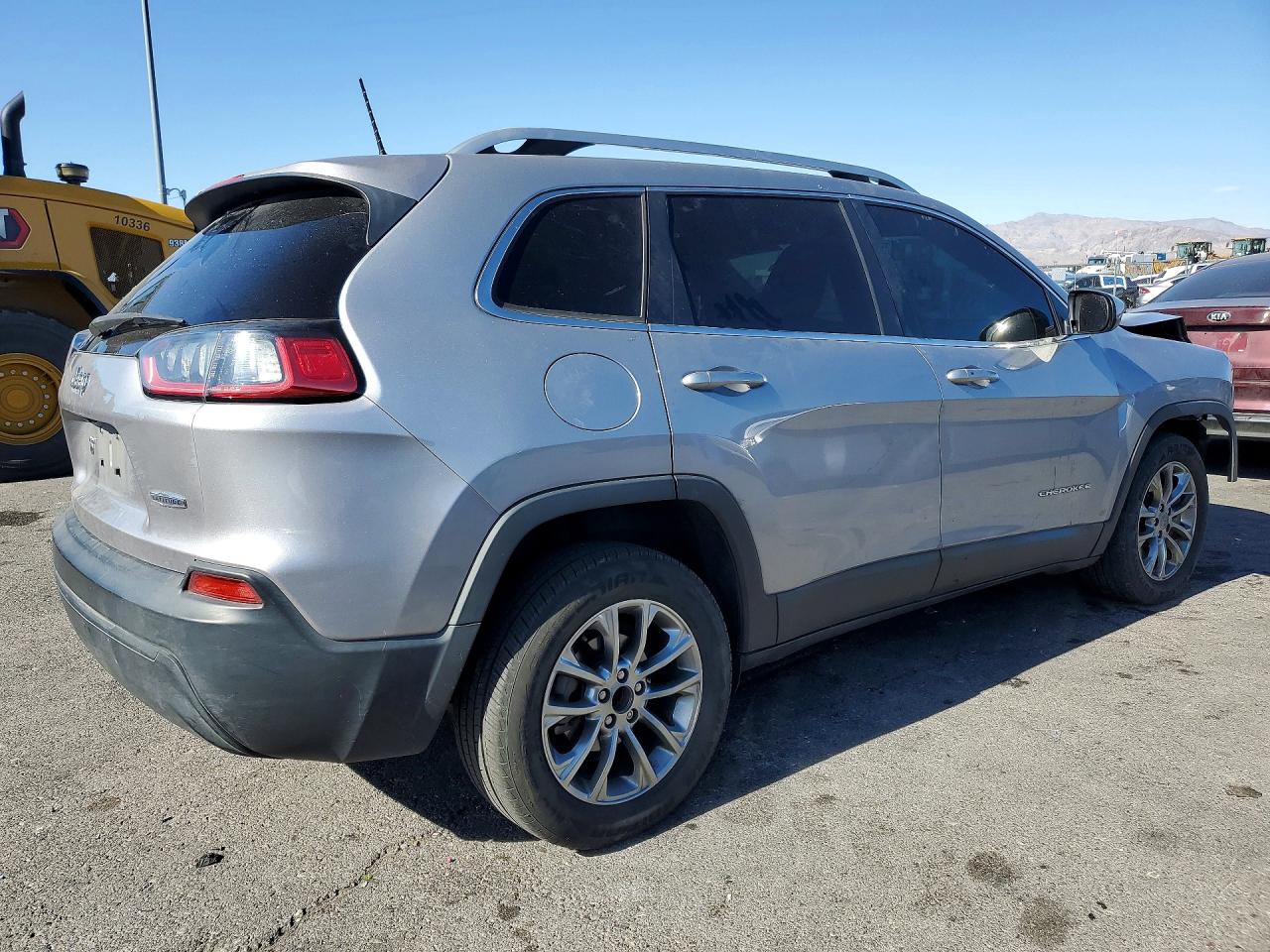 2019 JEEP CHEROKEE LATITUDE PLUS photo 3