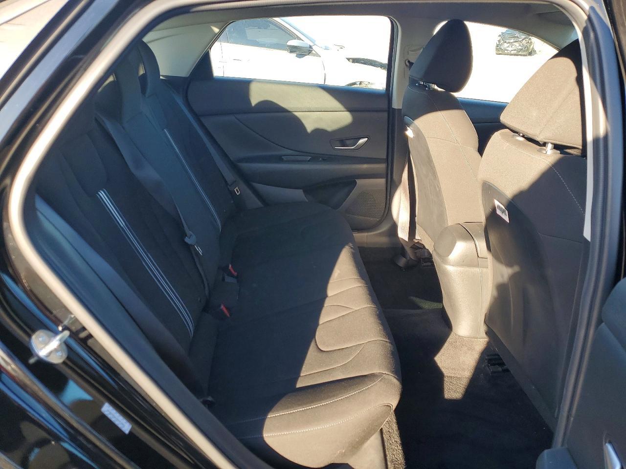2023 HYUNDAI ELANTRA SEL photo 10