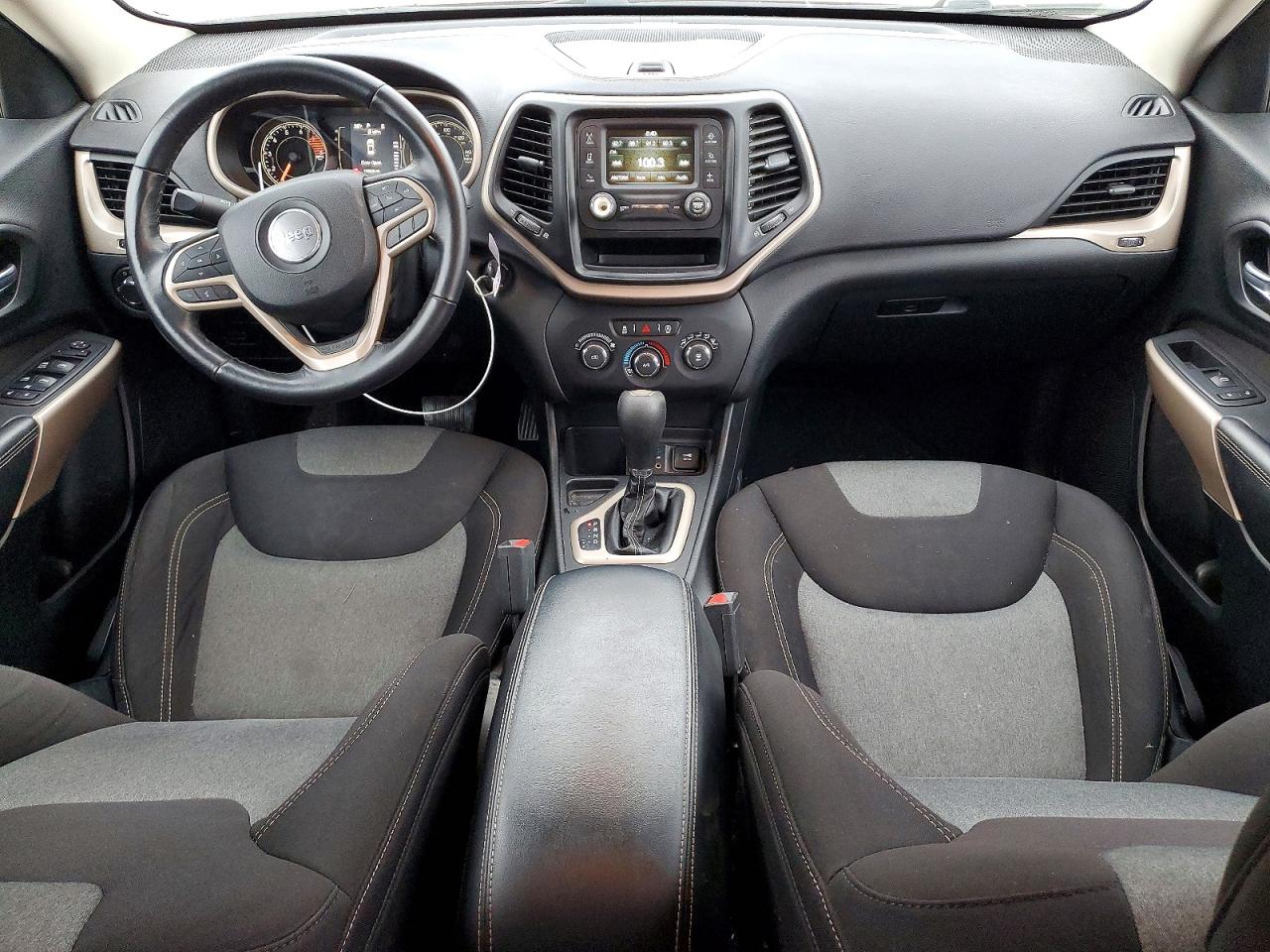 2017 JEEP CHEROKEE photo 22