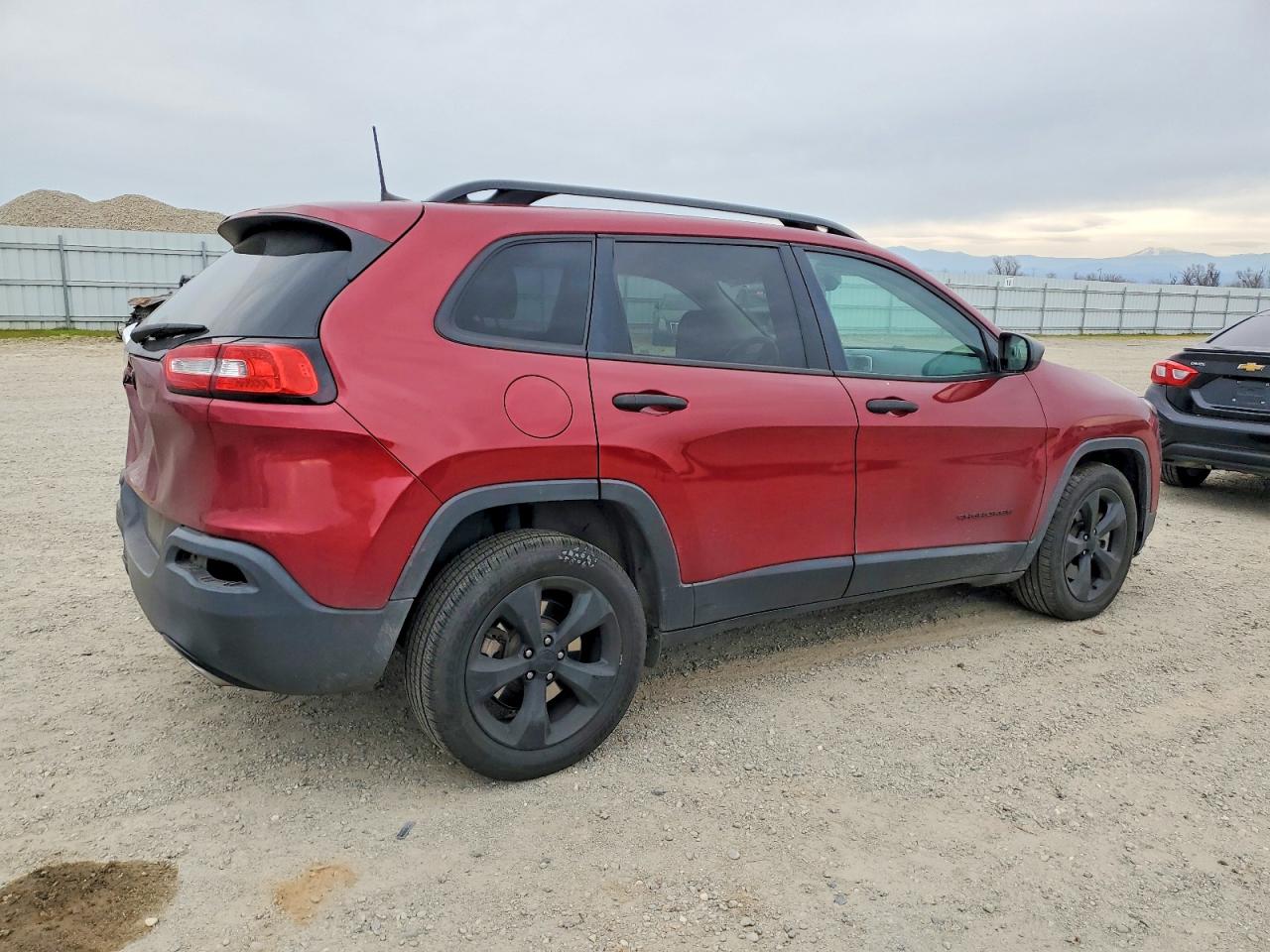 2017 JEEP CHEROKEE photo 7