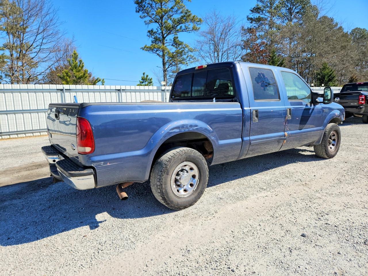 2004 FORD F350 SRW SUPER DUTY photo 3