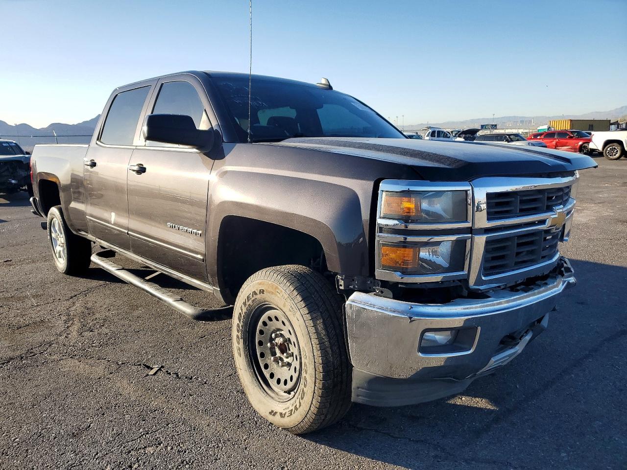 2015 CHEVROLET SILVERADO C1500 LT photo 4