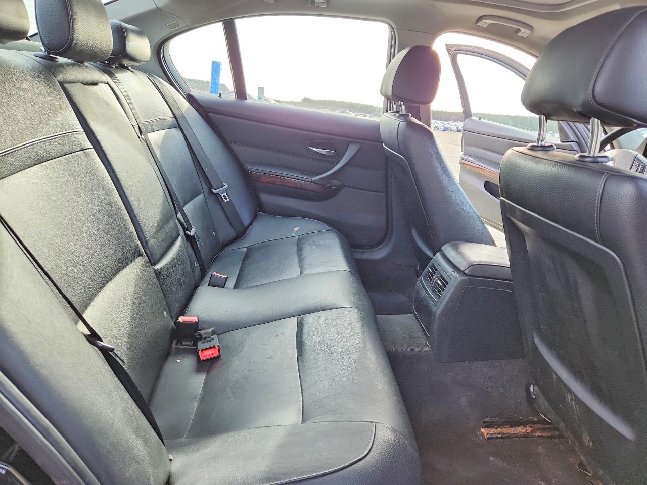 2011 BMW 328 XI SULEV photo 28