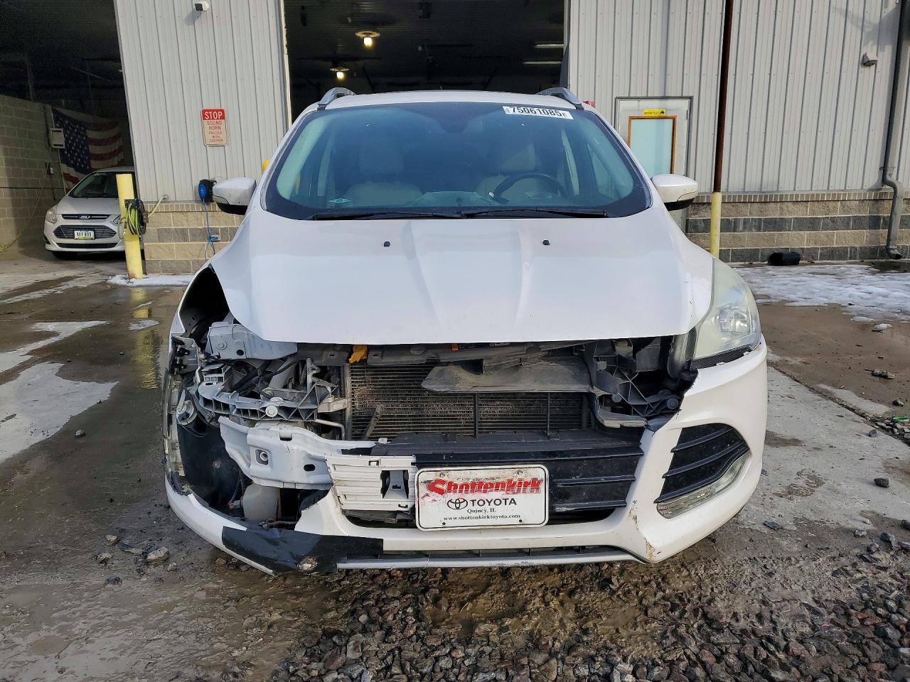 2016 FORD ESCAPE TITANIUM photo 5