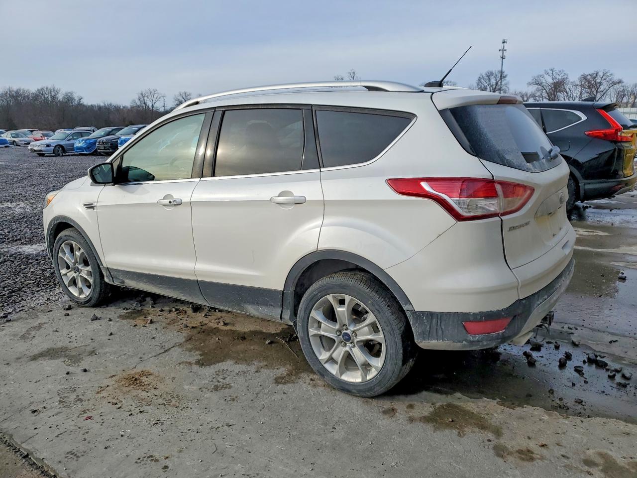 2016 FORD ESCAPE TITANIUM photo 2