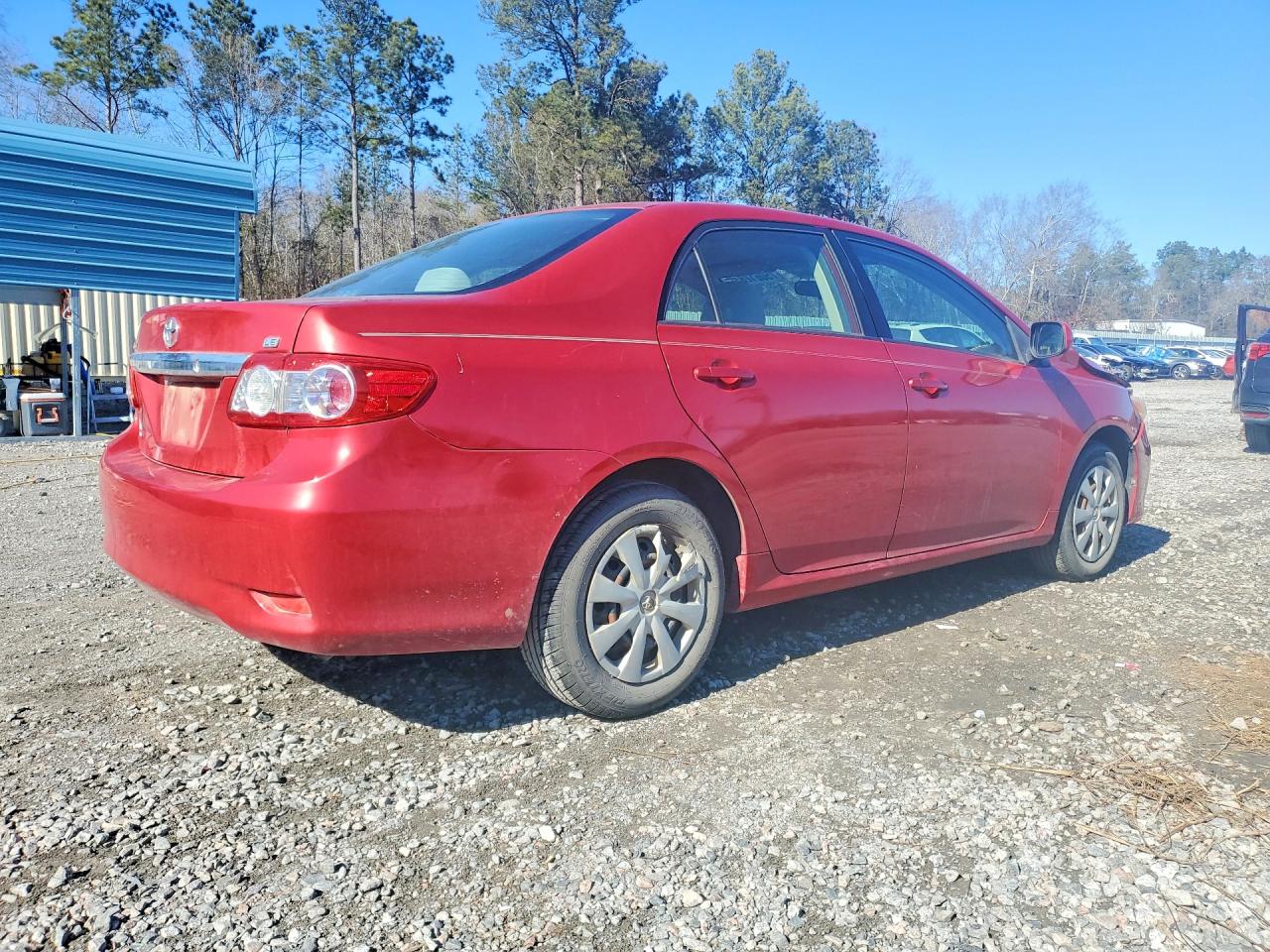 2011 TOYOTA COROLLA BASE photo 3