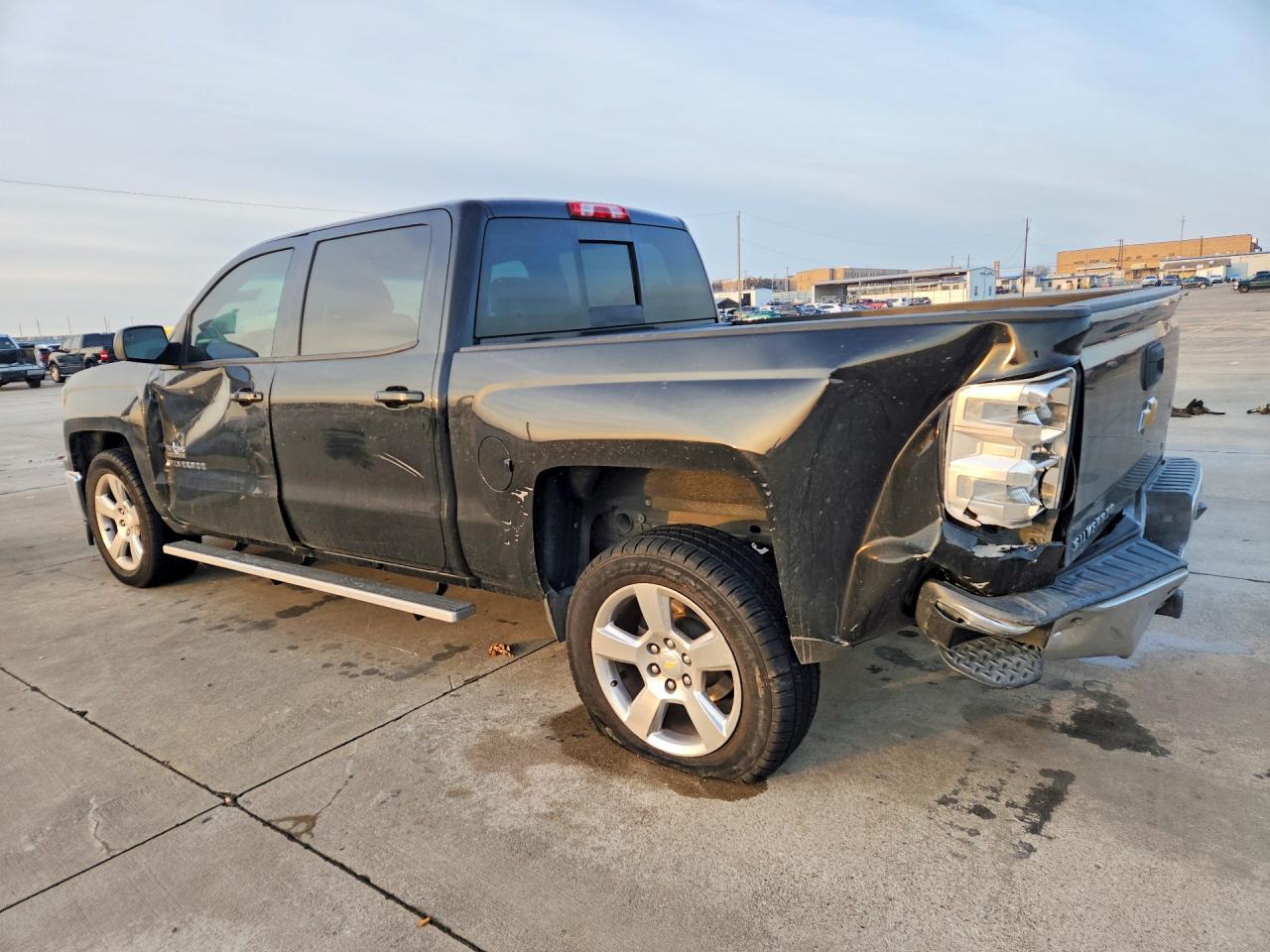 2014 CHEVROLET SILVERADO photo 2