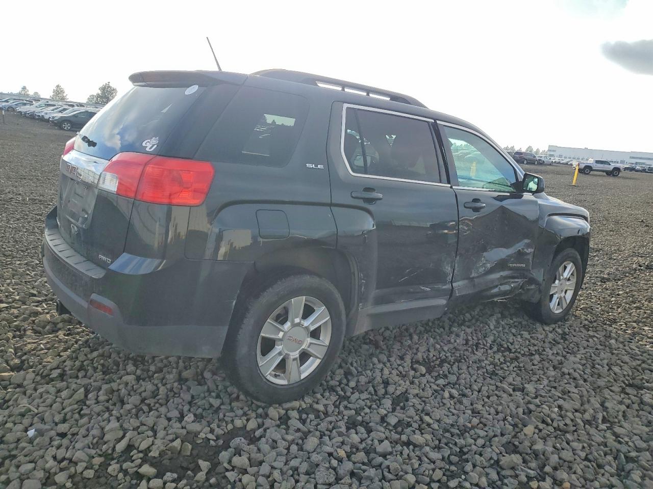 2013 GMC TERRAIN SLE photo 5