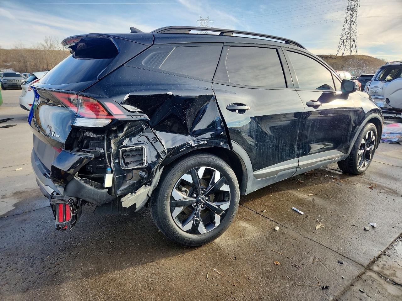 2023 KIA SPORTAGE X-LINE photo 7