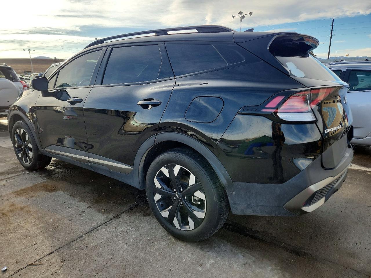 2023 KIA SPORTAGE X-LINE photo 4