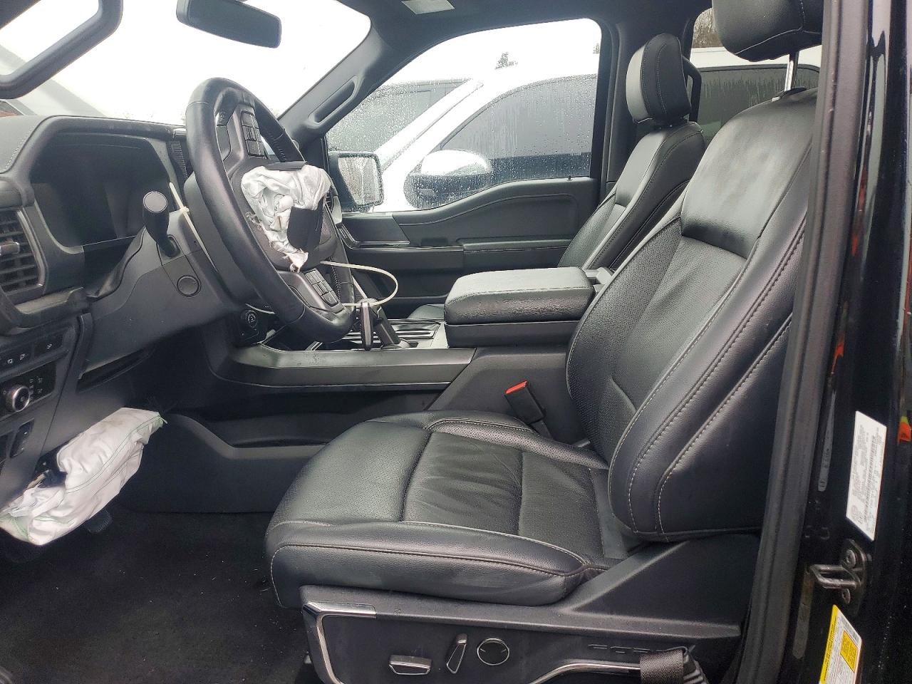 2024 FORD F150 LARIAT photo 13