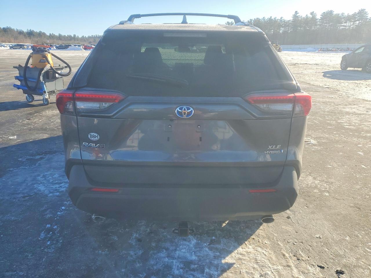 2021 TOYOTA RAV4 XLE PREMIUM photo 6