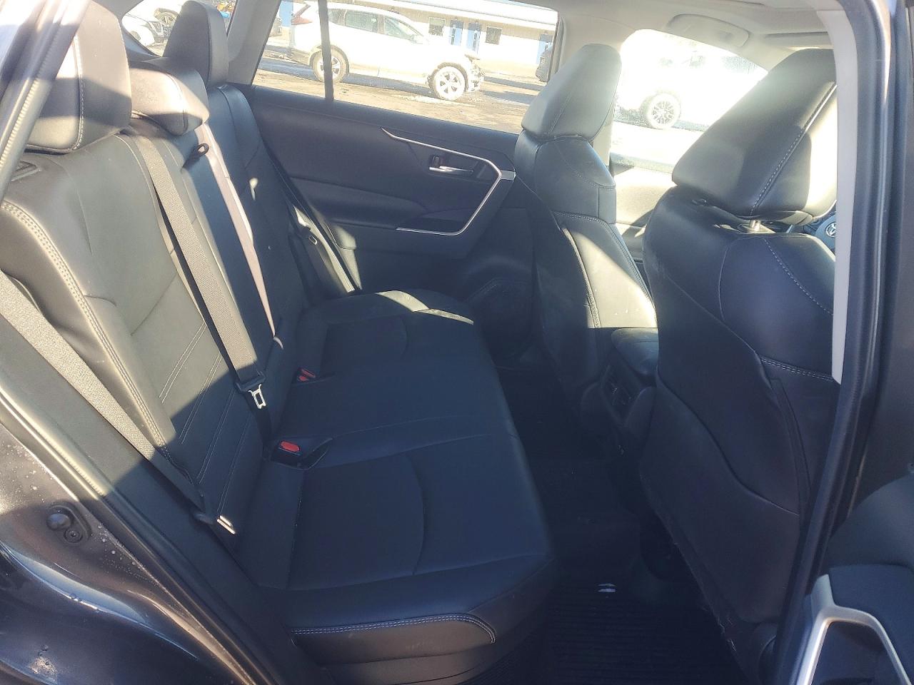 2021 TOYOTA RAV4 XLE PREMIUM photo 10
