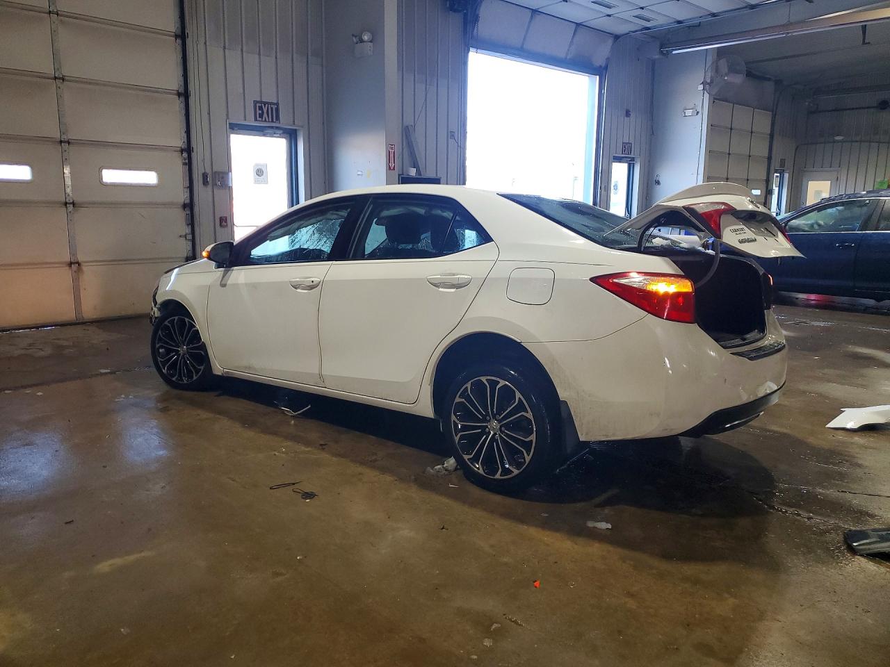 2016 TOYOTA COROLLA S PLUS photo 3