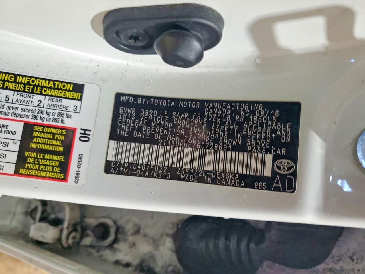 2016 TOYOTA COROLLA S PLUS photo 25