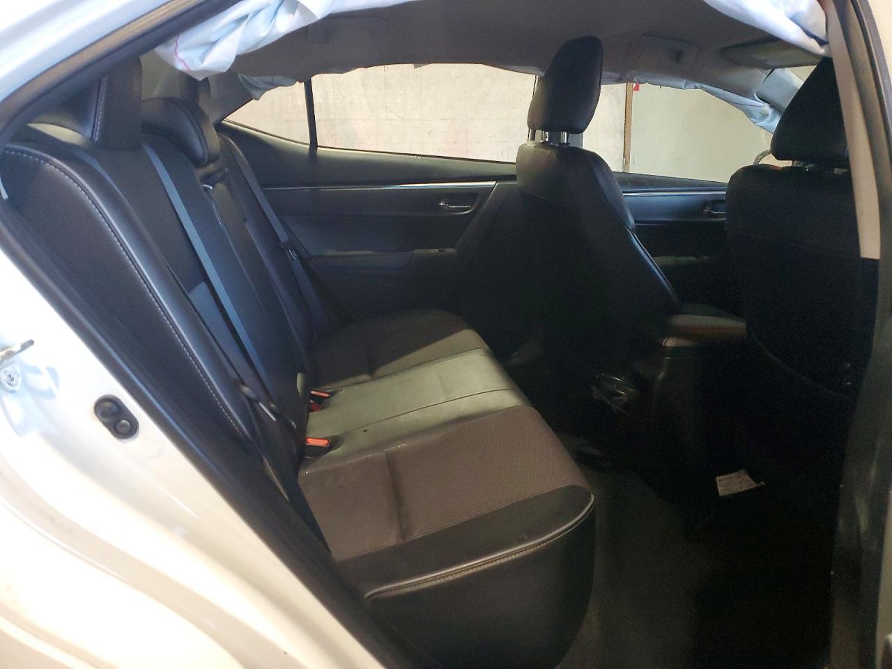2016 TOYOTA COROLLA S PLUS photo 19