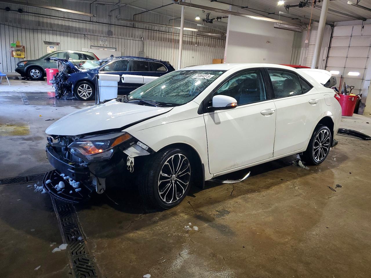 2016 TOYOTA COROLLA
